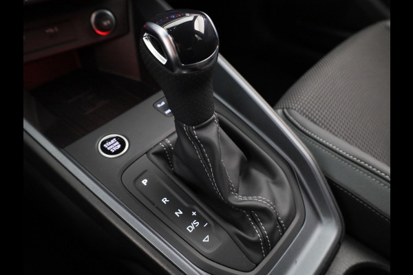 Audi A1 Sportback 40 TFSI S Line 207pk | Led koplampen | 18 inch Lichtmetalen velgen | Sportstoelen | Stoelverwarming | Navigatie