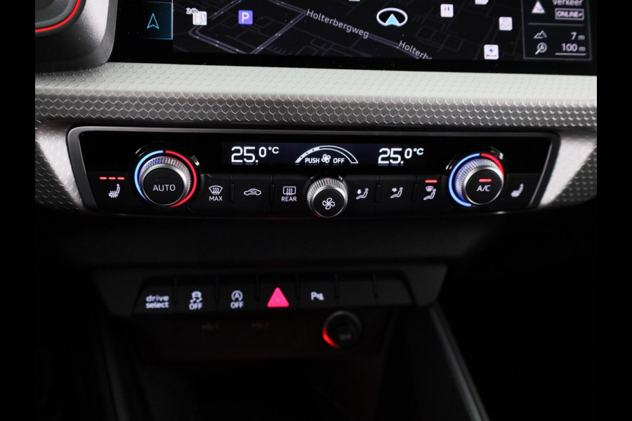 Audi A1 Sportback 40 TFSI S Line 207pk | Led koplampen | 18 inch Lichtmetalen velgen | Sportstoelen | Stoelverwarming | Navigatie