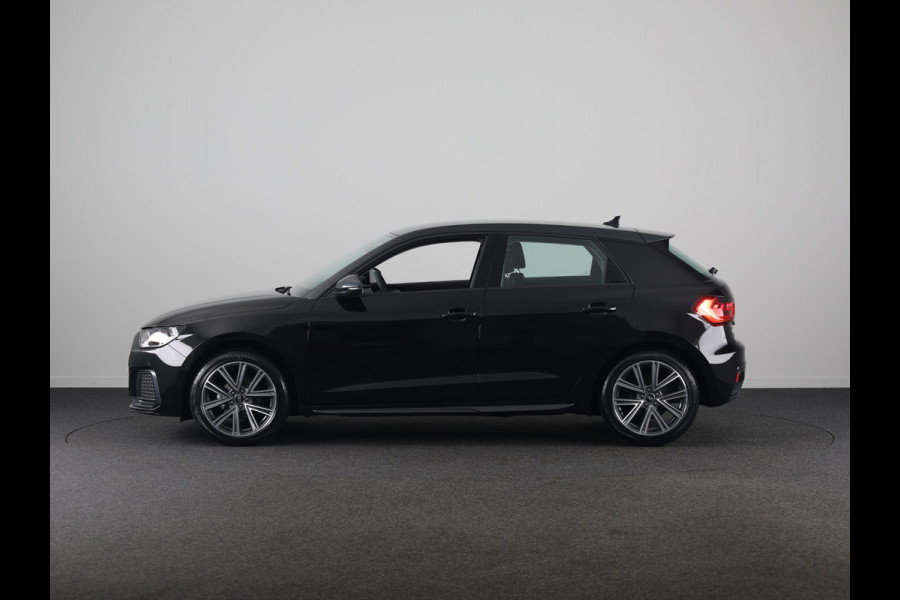 Audi A1 Sportback 25 TFSI Advanced edition 95pk | Parkeerhulp plus | Automatische airco | Navigatie via App | 17 inch lichtmetalen velgen | Dak in contrast kleur