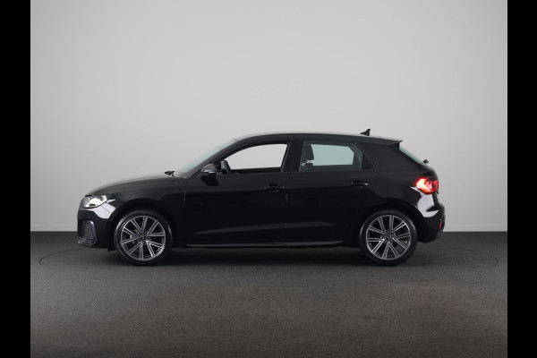 Audi A1 Sportback 25 TFSI Advanced edition 95pk | Parkeerhulp plus | Automatische airco | Navigatie via App | 17 inch lichtmetalen velgen | Dak in contrast kleur