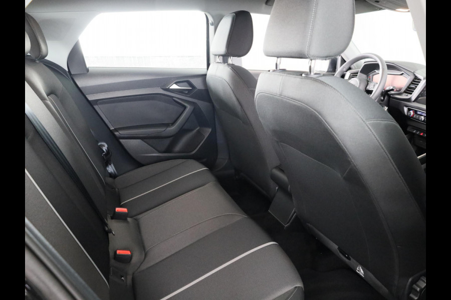 Audi A1 Sportback 25 TFSI Advanced edition 95pk | Parkeerhulp plus | Automatische airco | Navigatie via App | 17 inch lichtmetalen velgen | Dak in contrast kleur