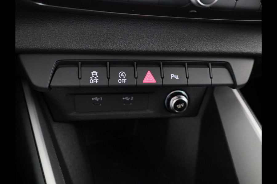 Audi A1 Sportback 25 TFSI Advanced edition 95pk | Parkeerhulp plus | Automatische airco | Navigatie via App | 17 inch lichtmetalen velgen | Dak in contrast kleur