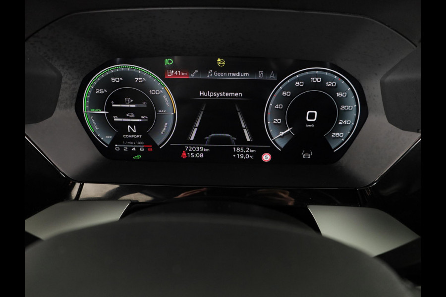 Audi A3 Sportback 45 TFSI e S edition Competition 245pk | Navigatie | Parkeercamera | Adaptieve cruise controle | Stoelverwarming