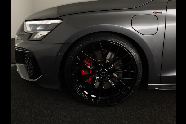 Audi A3 Sportback 45 TFSI e S edition Competition 245pk | Navigatie | Parkeercamera | Adaptieve cruise controle | Stoelverwarming