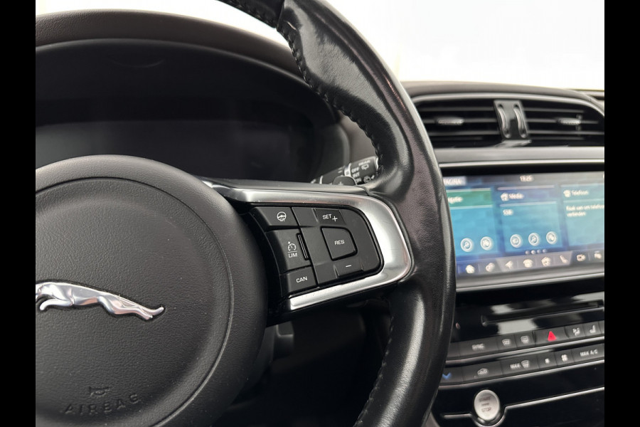Jaguar F-Pace 3.0d First Edition AWD (INCL-BTW) Aut. *PANO | LEATHER | XENON | MEMORY-PACK | DIGI-COCKPIT | MERIDIAN-SOUND | NAVI-FULLMAP | CAMERA | HEATED-COMFORTSEATS | AMBIENTLIGHT | SHIFTPADDLES | ECC | PDC | CRUISE | TOWBAR