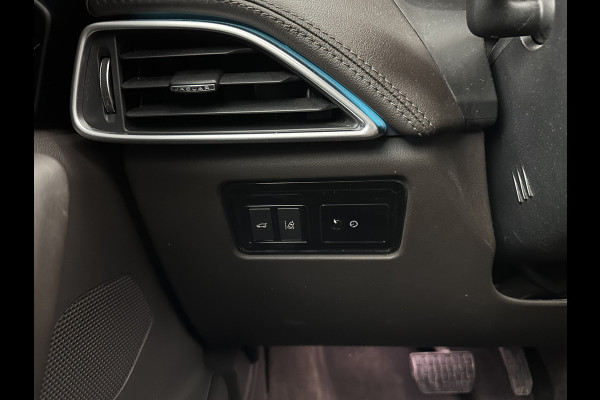 Jaguar F-Pace 3.0d First Edition AWD (INCL-BTW) Aut. *PANO | LEATHER | XENON | MEMORY-PACK | DIGI-COCKPIT | MERIDIAN-SOUND | NAVI-FULLMAP | CAMERA | HEATED-COMFORTSEATS | AMBIENTLIGHT | SHIFTPADDLES | ECC | PDC | CRUISE | TOWBAR