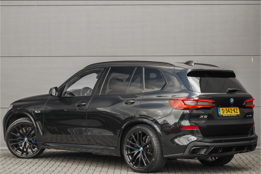 BMW X5 xDrive45e High Ex M-Sport Pano Laser Trekhaak HUD 22"