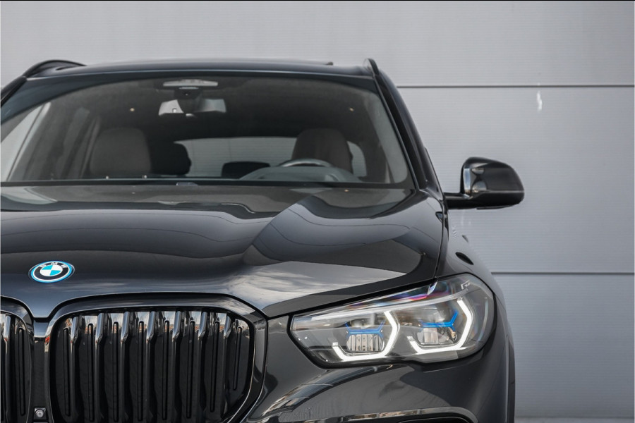 BMW X5 xDrive45e High Ex M-Sport Pano Laser Trekhaak HUD 22"