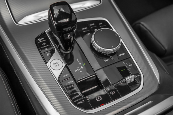 BMW X5 xDrive45e High Ex M-Sport Pano Laser Trekhaak HUD 22"