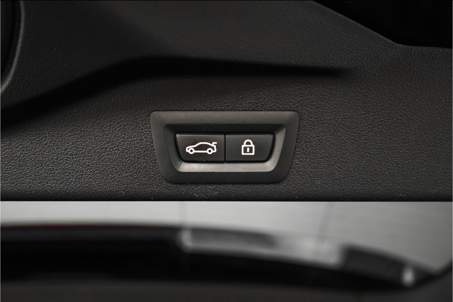 BMW X5 xDrive45e High Ex M-Sport Pano Laser Trekhaak HUD 22"