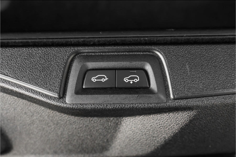 BMW X5 xDrive45e High Ex M-Sport Pano Laser Trekhaak HUD 22"