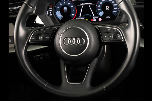 Audi A3 Sportback 30 TFSI Advanced edition 110 pk | Navigatie | Parkeersensoren achter | Cruise control | LED koplampen | Apple Carplay/Android Auto |