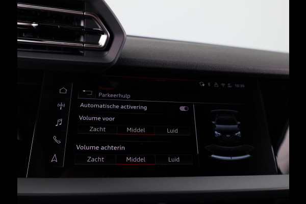 Audi A3 Sportback 40 TFSI e Pro Line 204pk | 18 inch Lichtmetalen velgen | Parkeercamera| Navigatie via App | Stoelverwarming