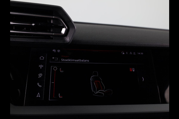 Audi A3 Sportback 40 TFSI e Advanced edition 204 pk S-tronic | Privé lease vanaf 655,- per maand | Verlengde garantie | Navigatie | Parkeersensoren (Park assist) | Achteruitrijcamera | Adaptieve cruise control | Stoelverwarming |