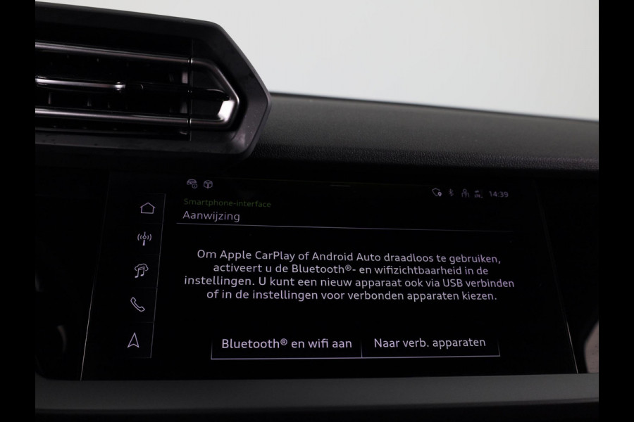 Audi A3 Sportback 40 TFSI e Advanced edition 204 pk S-tronic | Privé lease vanaf 655,- per maand | Verlengde garantie | Navigatie | Parkeersensoren (Park assist) | Achteruitrijcamera | Adaptieve cruise control | Stoelverwarming |