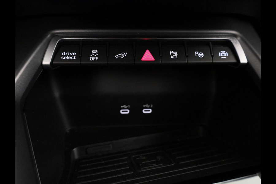Audi A3 Sportback 40 TFSI e Advanced edition 204 pk S-tronic | Privé lease vanaf 655,- per maand | Verlengde garantie | Navigatie | Parkeersensoren (Park assist) | Achteruitrijcamera | Adaptieve cruise control | Stoelverwarming |