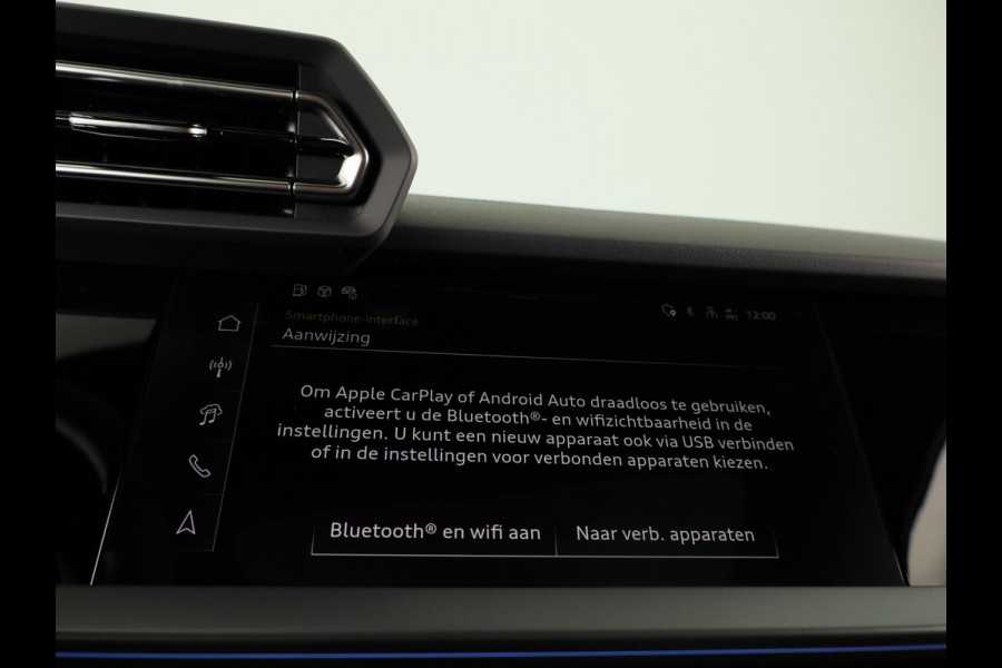 Audi A3 Sportback 45 TFSI e S edition Competition 245pk | Panoramadak | Sonos 3D | Ambient light | Parkeercamere | Adaptieve cruise controle