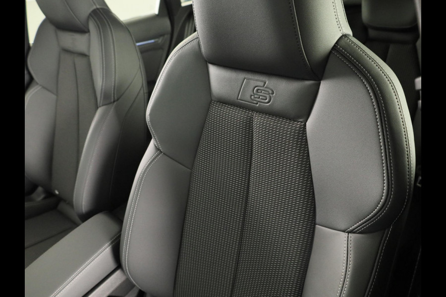 Audi A3 Sportback 45 TFSI e S edition Competition 245pk | Panoramadak | Sonos 3D | Ambient light | Parkeercamere | Adaptieve cruise controle
