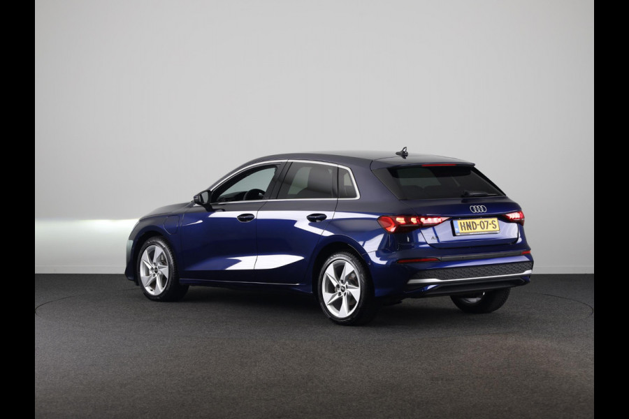 Audi A3 Sportback 40 TFSI e Advanced edition 204pk | Verlengde garantie | Navigatie | Extra getint glas | Verwarmbare voorstoelen