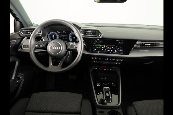 Audi A3 Sportback 40 TFSI e Advanced edition 204pk | Verlengde garantie | Navigatie | Extra getint glas | Verwarmbare voorstoelen