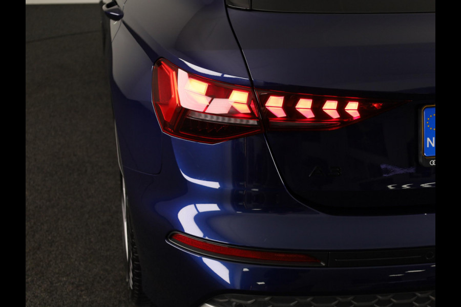 Audi A3 Sportback 40 TFSI e Advanced edition 204pk | Verlengde garantie | Navigatie | Extra getint glas | Verwarmbare voorstoelen