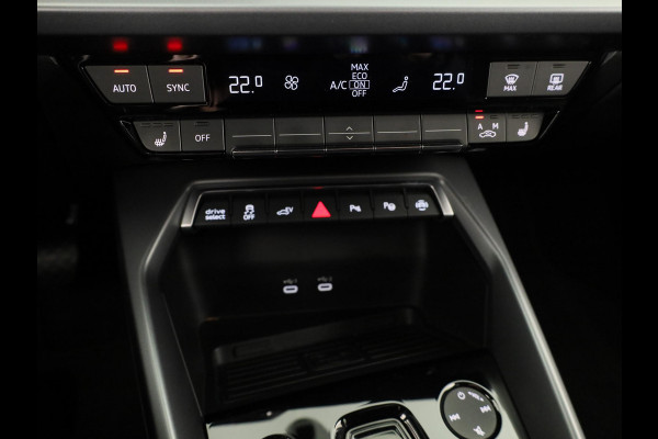 Audi A3 Sportback 40 TFSI e Advanced edition 204pk | Verlengde garantie | Navigatie | Extra getint glas | Verwarmbare voorstoelen