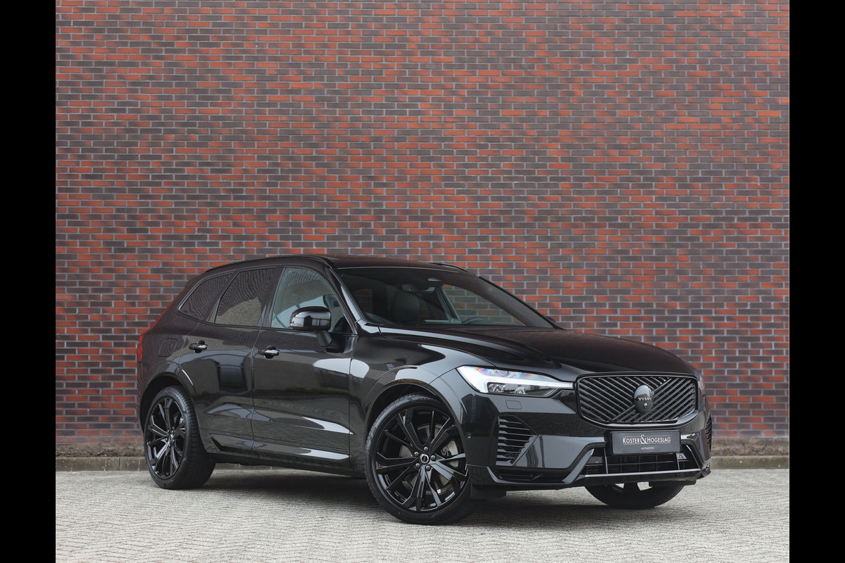 Volvo XC60 T8 AWD Ultra Black Edition | Pano - Trekhaak - HUD