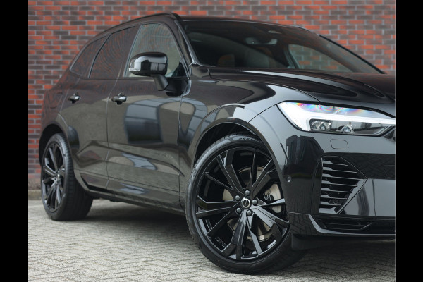 Volvo XC60 T8 AWD Ultra Black Edition | Pano - Trekhaak - HUD