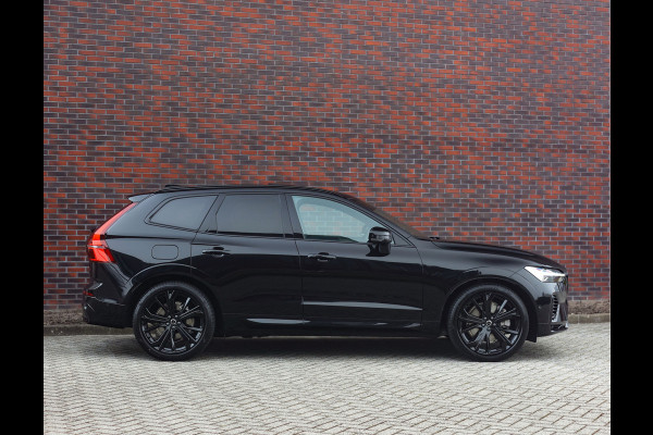 Volvo XC60 T8 AWD Ultra Black Edition | Pano - Trekhaak - HUD