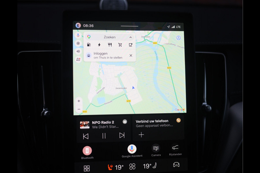 Volvo XC60 T8 AWD Ultra Black Edition | Pano - Trekhaak - HUD