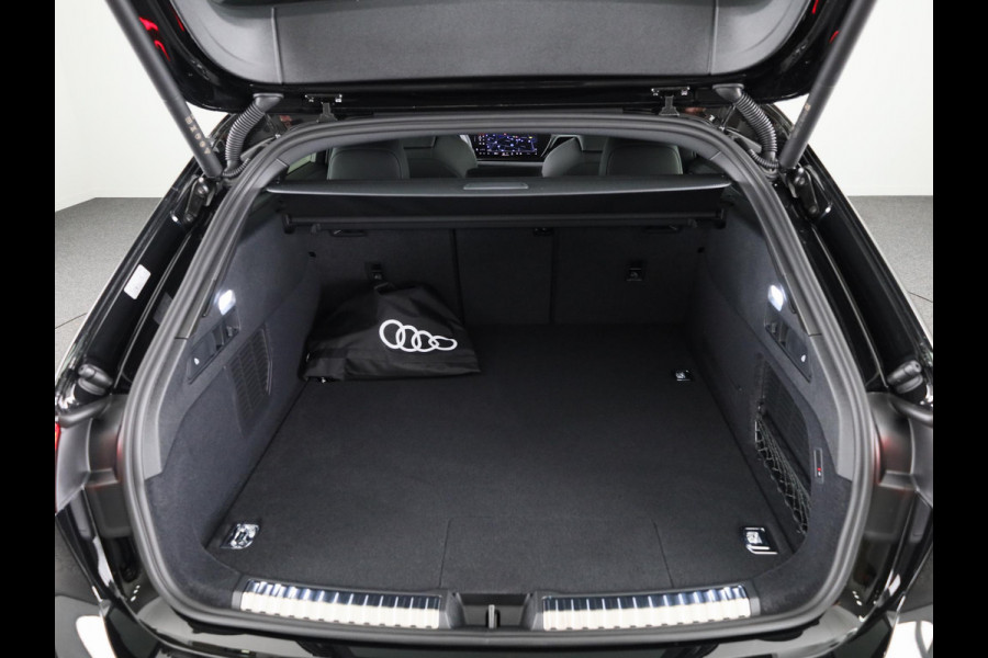 Audi A5 Avant 2.0 e-hybrid quattro S edition Competition 367pk | Private lease vanaf € 1.198,- per maand | Panoramdak | Trekhaak | Matrix | Keyless | Adaptieve cruise controle