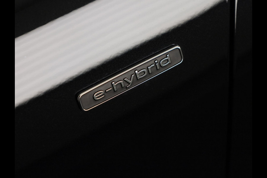 Audi A5 Avant 2.0 e-hybrid quattro S edition Competition 367pk | Private lease vanaf € 1.198,- per maand | Panoramdak | Trekhaak | Matrix | Keyless | Adaptieve cruise controle