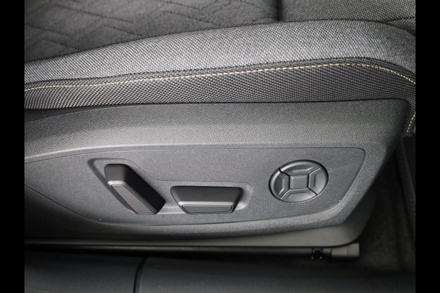 Audi A5 Avant 2.0 e-hybrid quattro S edition 299pk | Matrix Led | Trekhaak wegklapbaar | Rondom zicht camera | Elektrisch verstelbare bestuurderstoel met geheugen