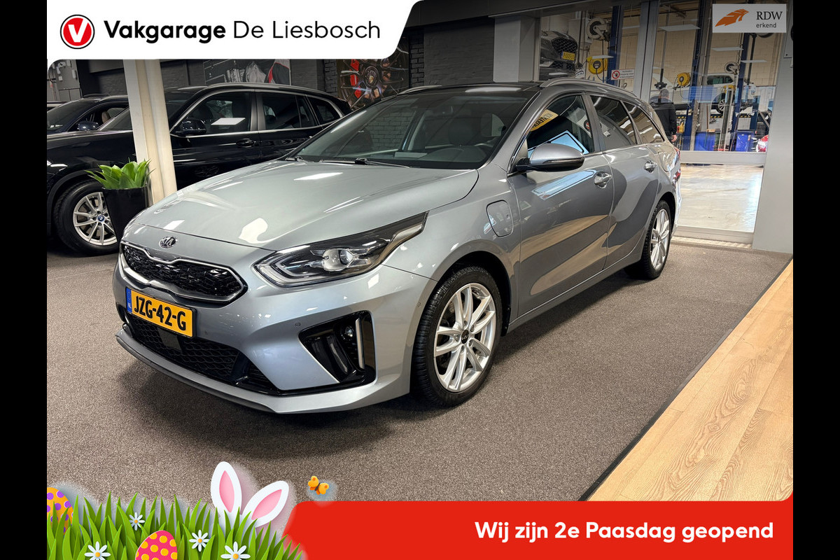 Kia Ceed Sportswagon 1.6 GDI PHEV ExecutiveLine / leder / panorama-dak / camera / stoel en stuur verwarming /trekhaak