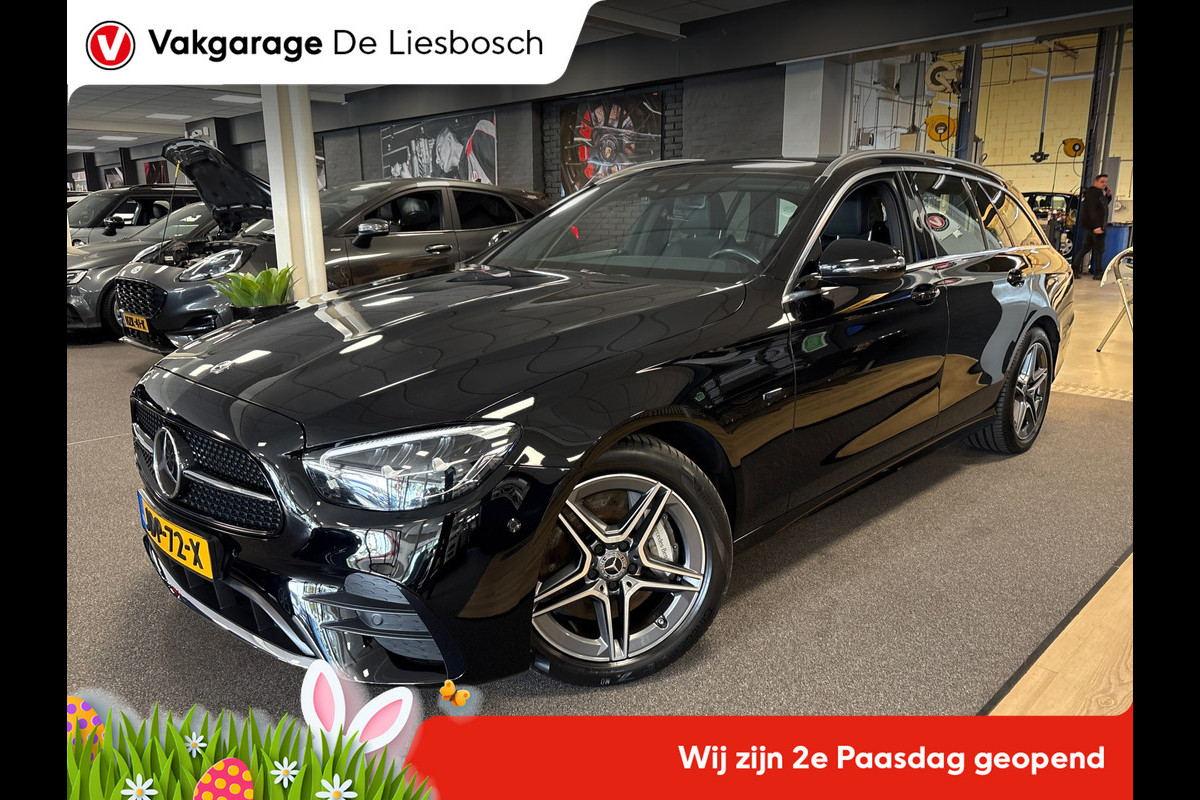 Mercedes-Benz E-Klasse Estate 300 e AMG Line/ panoramadak / wide screen / face lift / trekhaak / navi / camera