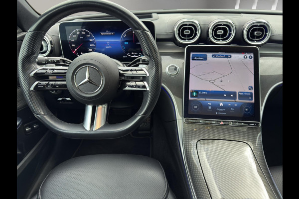 Mercedes-Benz C-Klasse 300 e AMG Line Premium Plus | Pano | 360 | Head -Up | Leder | Sfeer | Memory | Night Pakket | Trekhaak |