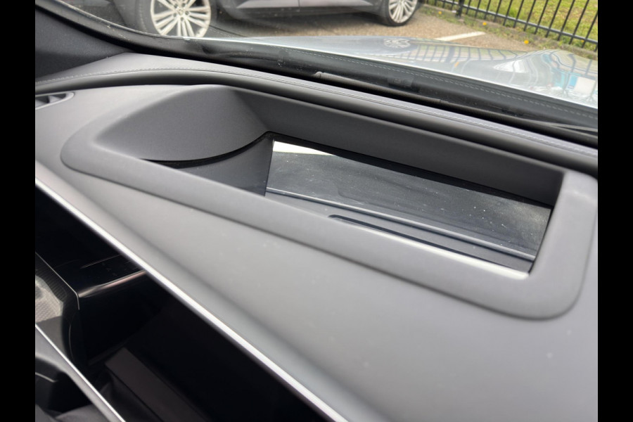 Mercedes-Benz C-Klasse 300 e AMG Line Premium Plus | Pano | 360 | Head -Up | Leder | Sfeer | Memory | Night Pakket | Trekhaak |