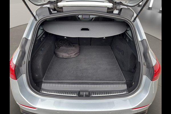 Mercedes-Benz C-Klasse 300 e AMG Line Premium Plus | Pano | 360 | Head -Up | Leder | Sfeer | Memory | Night Pakket | Trekhaak |