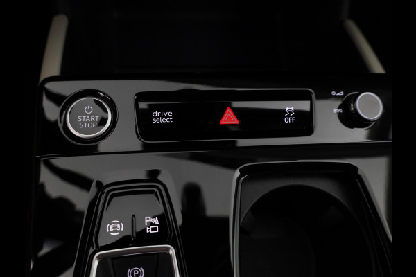 Audi A6 Avant e-tron Advanced edition performance 100 kWh 367pk | Adaptieve cruise controle | Stoelventilatie | Pack Tech Pro | Beige Leder