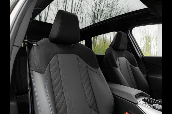BMW X3 30e xDrive M-Sport Pro - Pano - Trekhaak - Stuurwiel Verwarmd