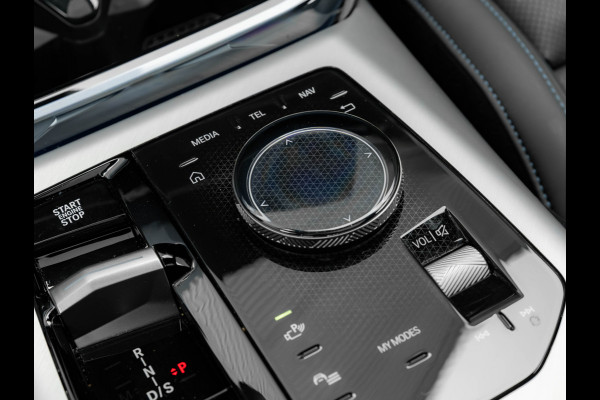 BMW X3 30e xDrive M-Sport Pro - Pano - Trekhaak - Stuurwiel Verwarmd