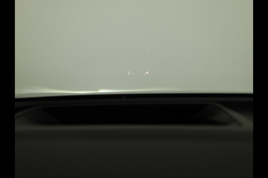 Audi Q4 e-tron 40 S-line 77kWh 204pk | SOH 94% | Panoramadak| Navigatie | Parkeercamera | Lederen bekleding | Keyless pakket | Head up display