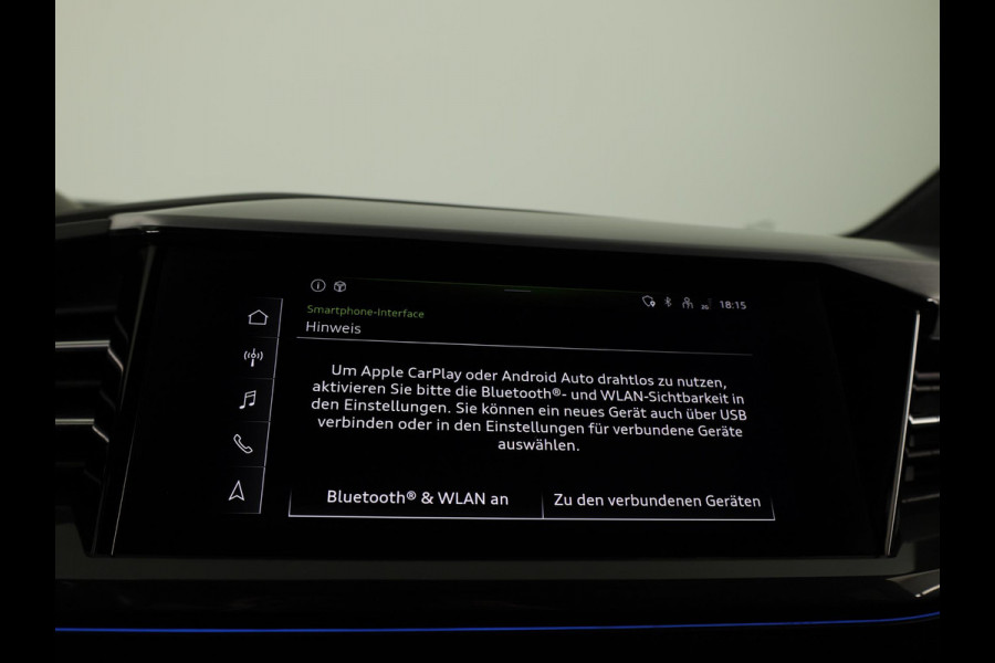 Audi Q4 e-tron 40 S-line 77kWh 204pk | SOH 94% | Panoramadak| Navigatie | Parkeercamera | Lederen bekleding | Keyless pakket | Head up display