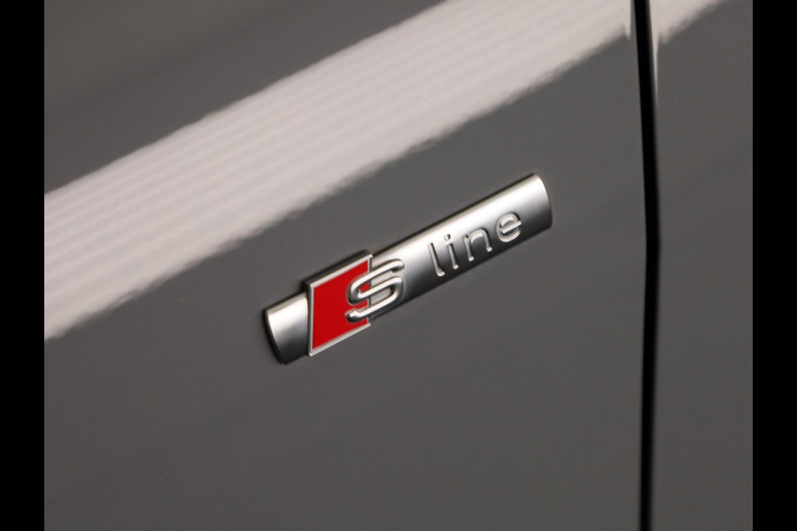 Audi Q4 e-tron 40 S-line 77kWh 204pk | SOH 94% | Panoramadak| Navigatie | Parkeercamera | Lederen bekleding | Keyless pakket | Head up display