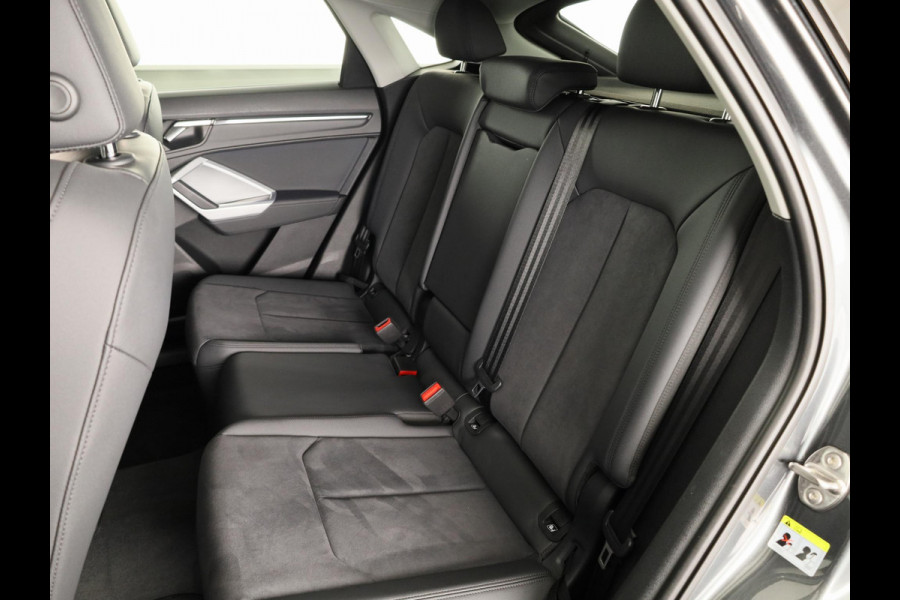 Audi Q3 Sportback 45 TFSI e S Edition 245pk | Verlengde garantie | Navigatie | Verwarmnbare voorstoelen | Dode hoek detectie | Adaptieve cruise controle