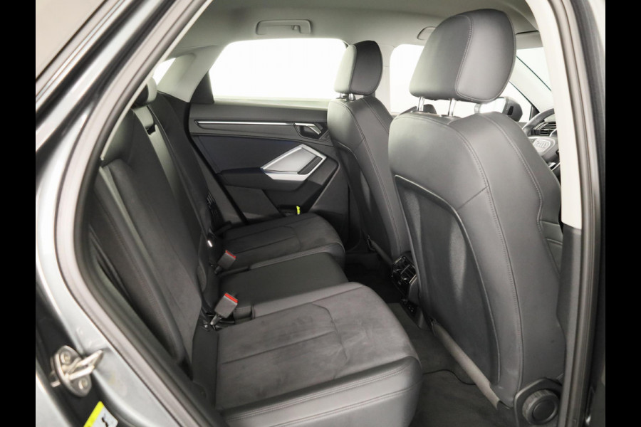 Audi Q3 Sportback 45 TFSI e S Edition 245pk | Verlengde garantie | Navigatie | Verwarmnbare voorstoelen | Dode hoek detectie | Adaptieve cruise controle
