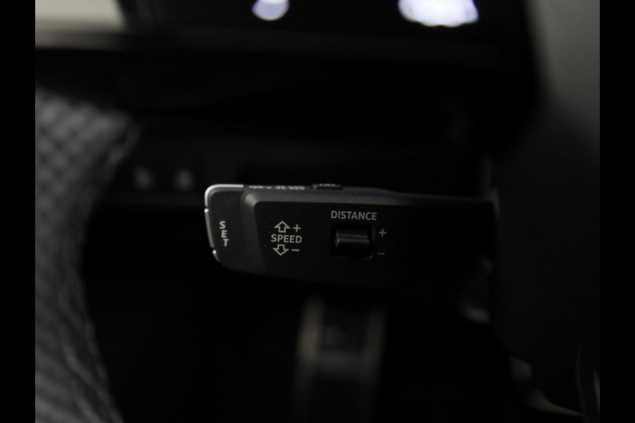 Audi Q3 1.5 200kW e-hybrid S edition 272pk | Techniekpakket plus | Privacy glas | Twin leder bekleding | Laadconcept compact |