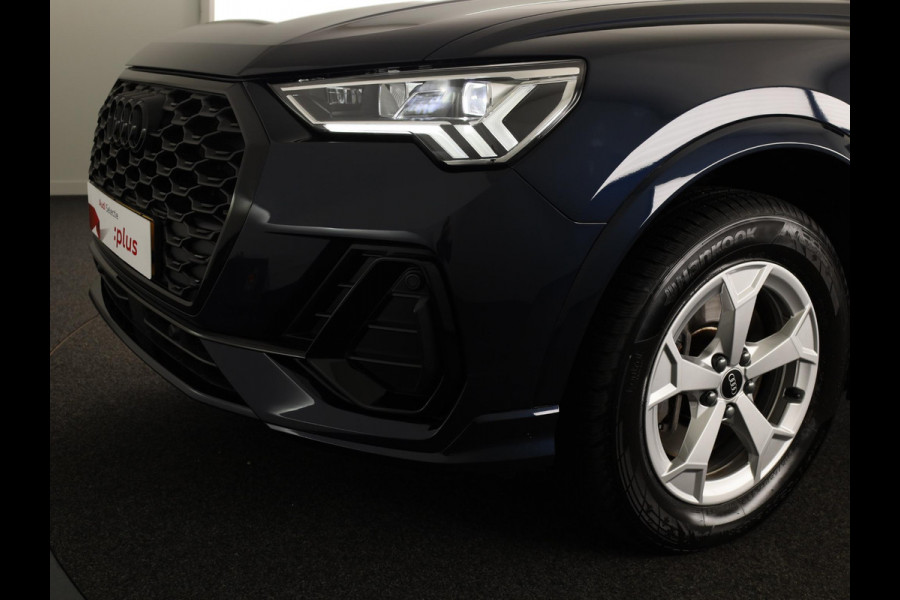 Audi Q3 Sportback 45 TFSI e S Edition 245 pk S-tronic | Navigatie | Panoramadak | Parkeersensoren | Adaptieve cruise control | S-Line