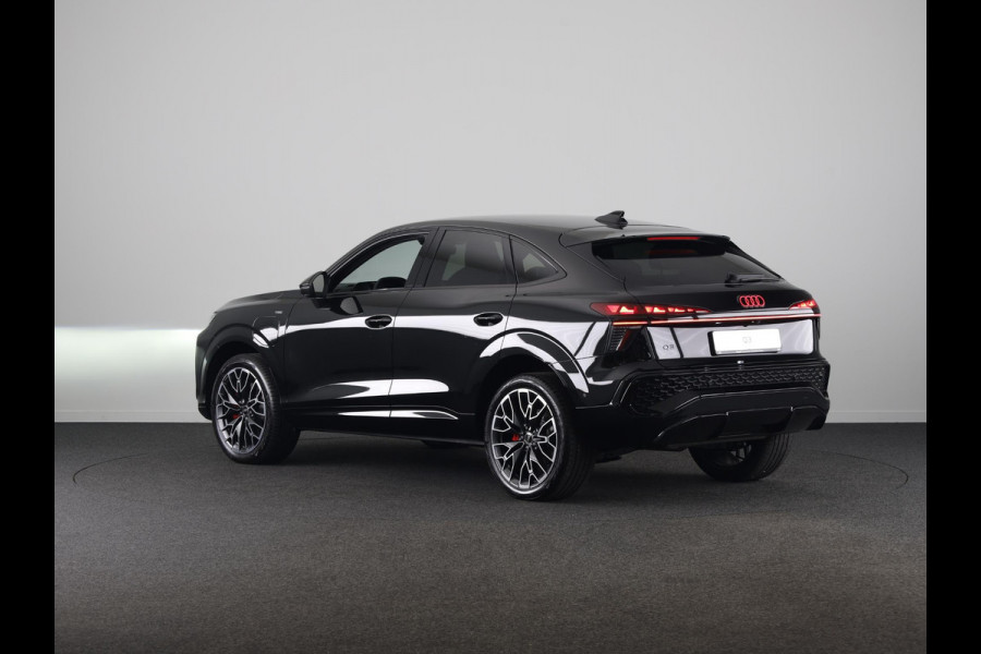 Audi Q3 Sportback S edition e-hybrid 272 pk | Techniek pakket pro | MMI experience pro | OLED achterlichten | Lederen interieur |