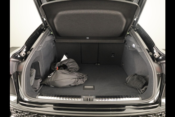 Audi Q3 Sportback S edition e-hybrid 272 pk | Techniek pakket pro | MMI experience pro | OLED achterlichten | Lederen interieur |